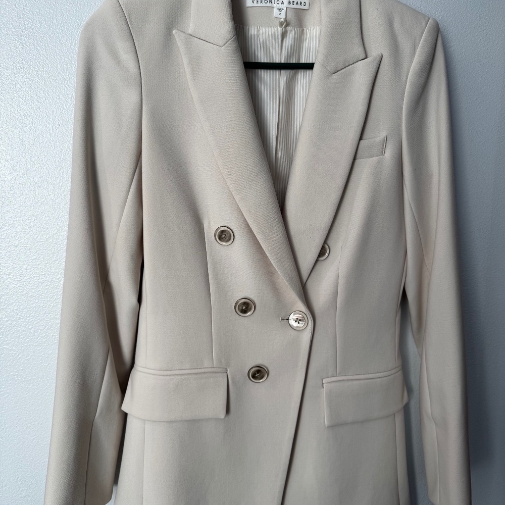 Veronica Beard Dickey Jacket Size 2 Khaki Crepe
